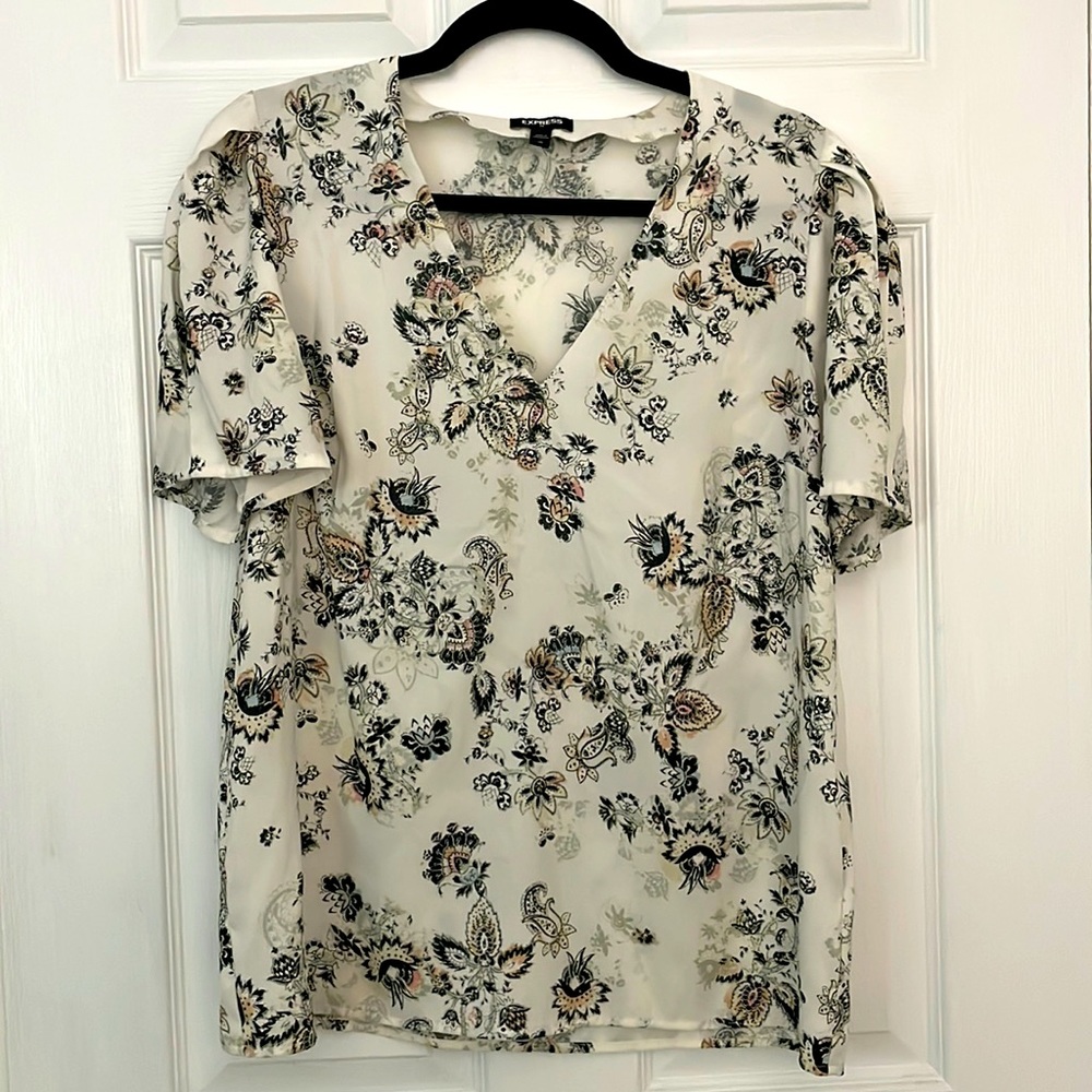 Express blouse size M